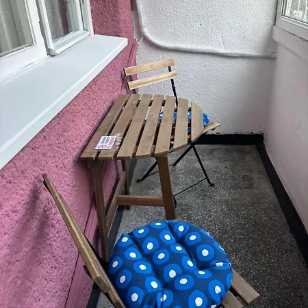 Lägenhet за гости весела Burgas